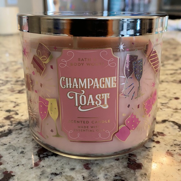 New Bath & Bodyworks 3 wick Champagne Toast Candle